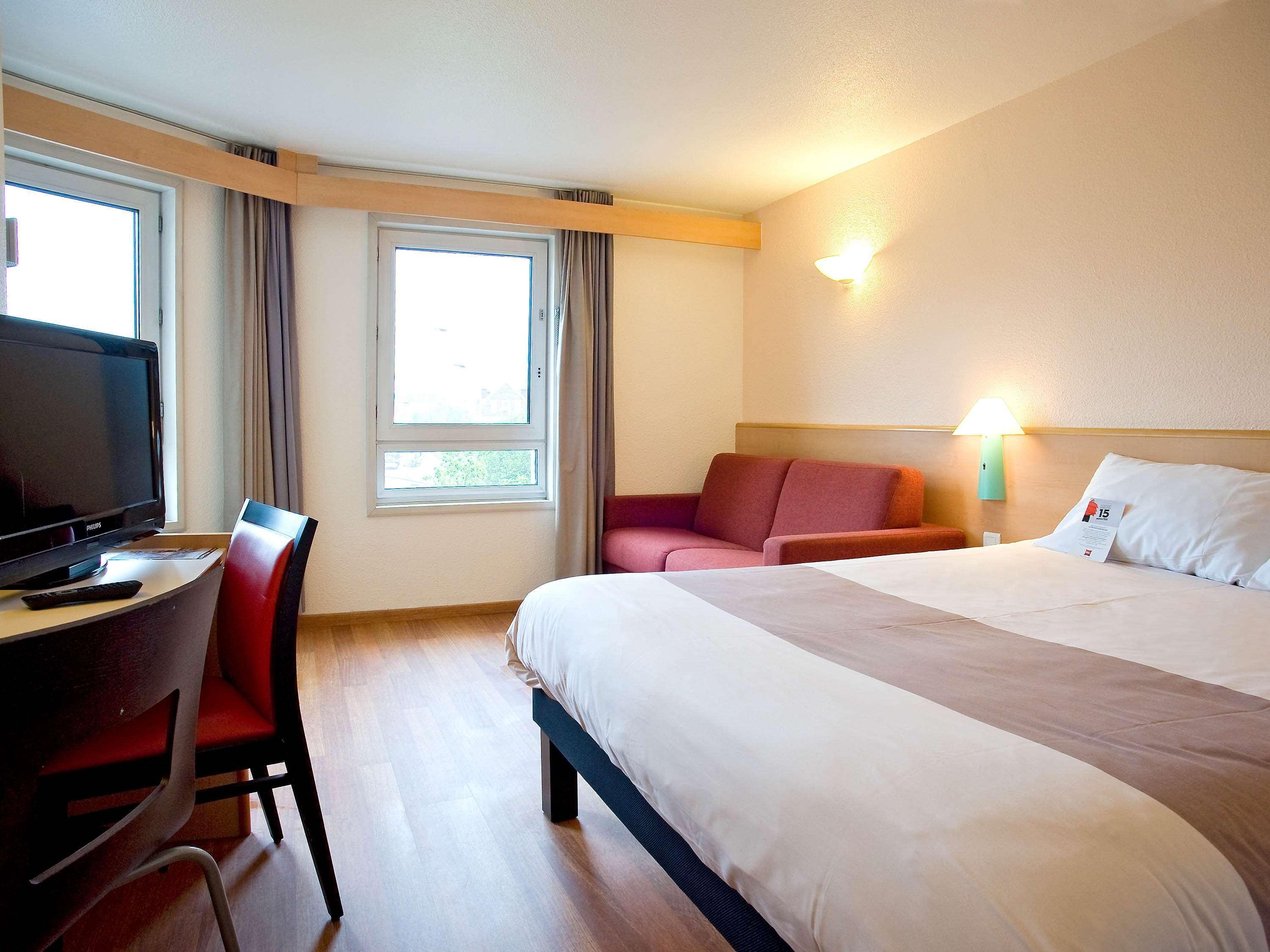 Ibis Styles Paris Poissy Hotel Eksteriør billede
